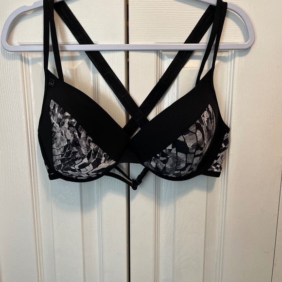 Lole size L underwire bra - Picture 1 of 12